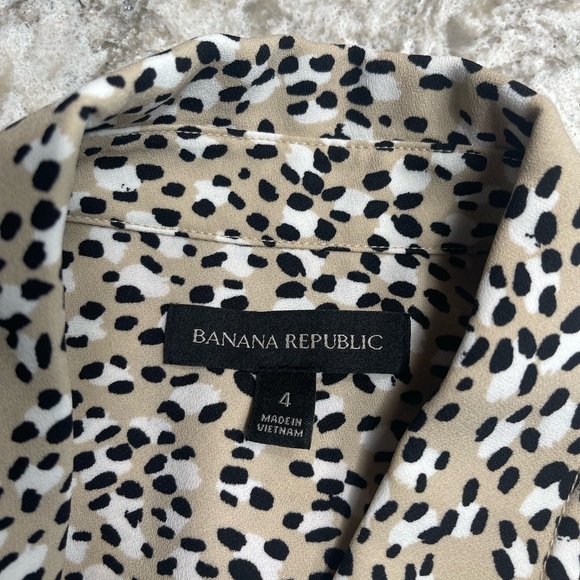 Banana Republic Collared Printed Romper - Picture 3 of 3